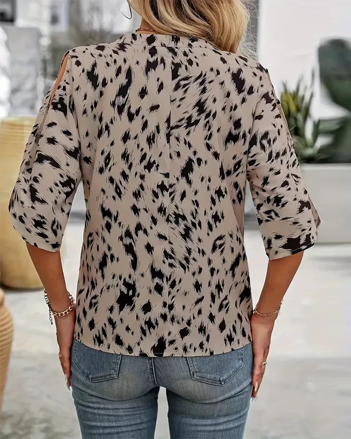 Amélie™ | Blusa con cuello en V elegante
