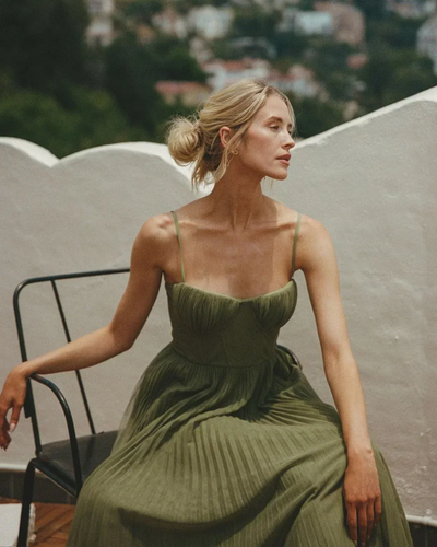 Elena™ | Vestido plisado con corset elegante