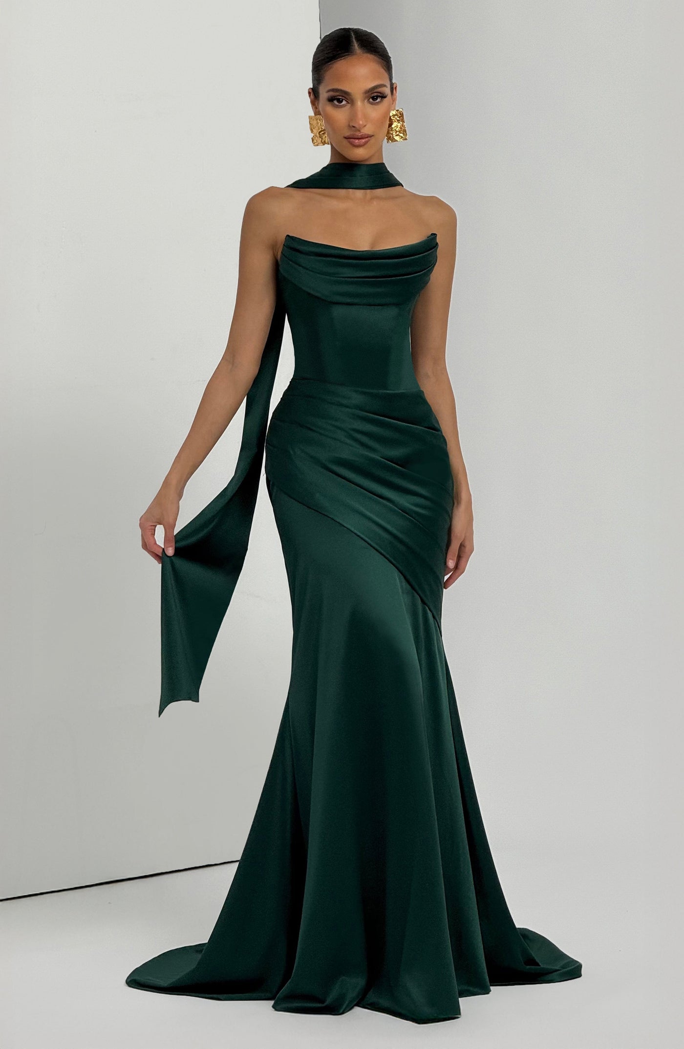 Marseille™ | Vestido maxi de satén estructurado