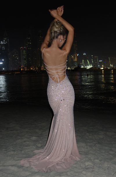 Isidora™ | Vestido con pedrería degradada