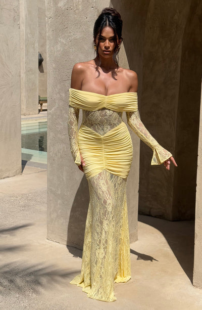 Ariadna™ | Vestido off shoulder de encaje y frunces